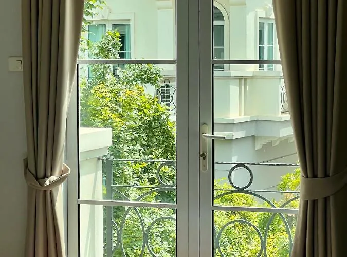Entire 3br Townhome In Sukhumvit, Shared Pool, Near Bts&mrt Asok バンコク都