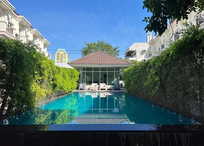 別荘 Entire 3br Townhome In Sukhumvit, Shared Pool, Near Bts&mrt Asok バンコク都