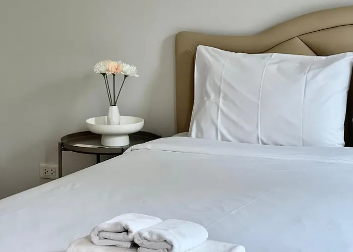 Entire 3br Townhome In Sukhumvit, Shared Pool, Near Bts&mrt Asok バンコク都