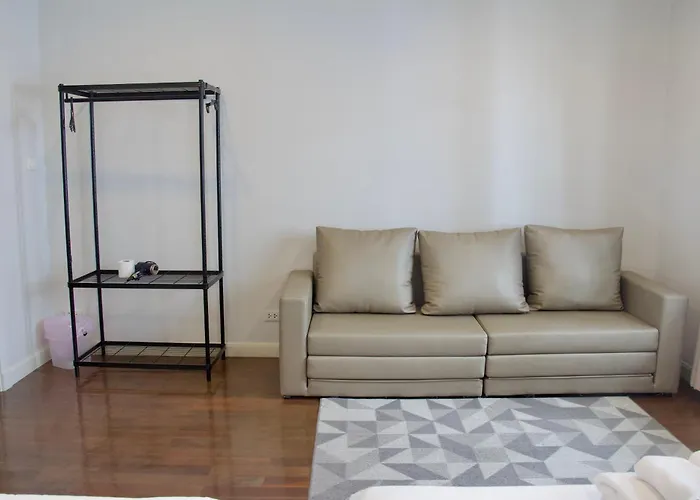 Entire 3br Townhome In Sukhumvit, Shared Pool, Near Bts&mrt Asok * バンコク都