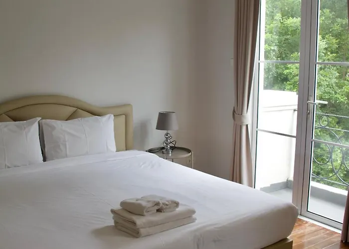 別荘 Entire 3br Townhome In Sukhumvit, Shared Pool, Near Bts&mrt Asok *