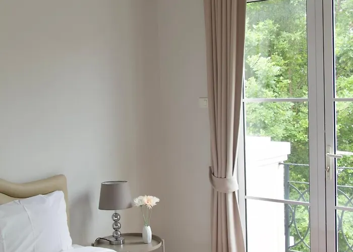 Entire 3br Townhome In Sukhumvit, Shared Pool, Near Bts&mrt Asok 別荘 バンコク都
