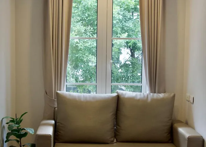 Entire 3br Townhome In Sukhumvit, Shared Pool, Near Bts&mrt Asok *